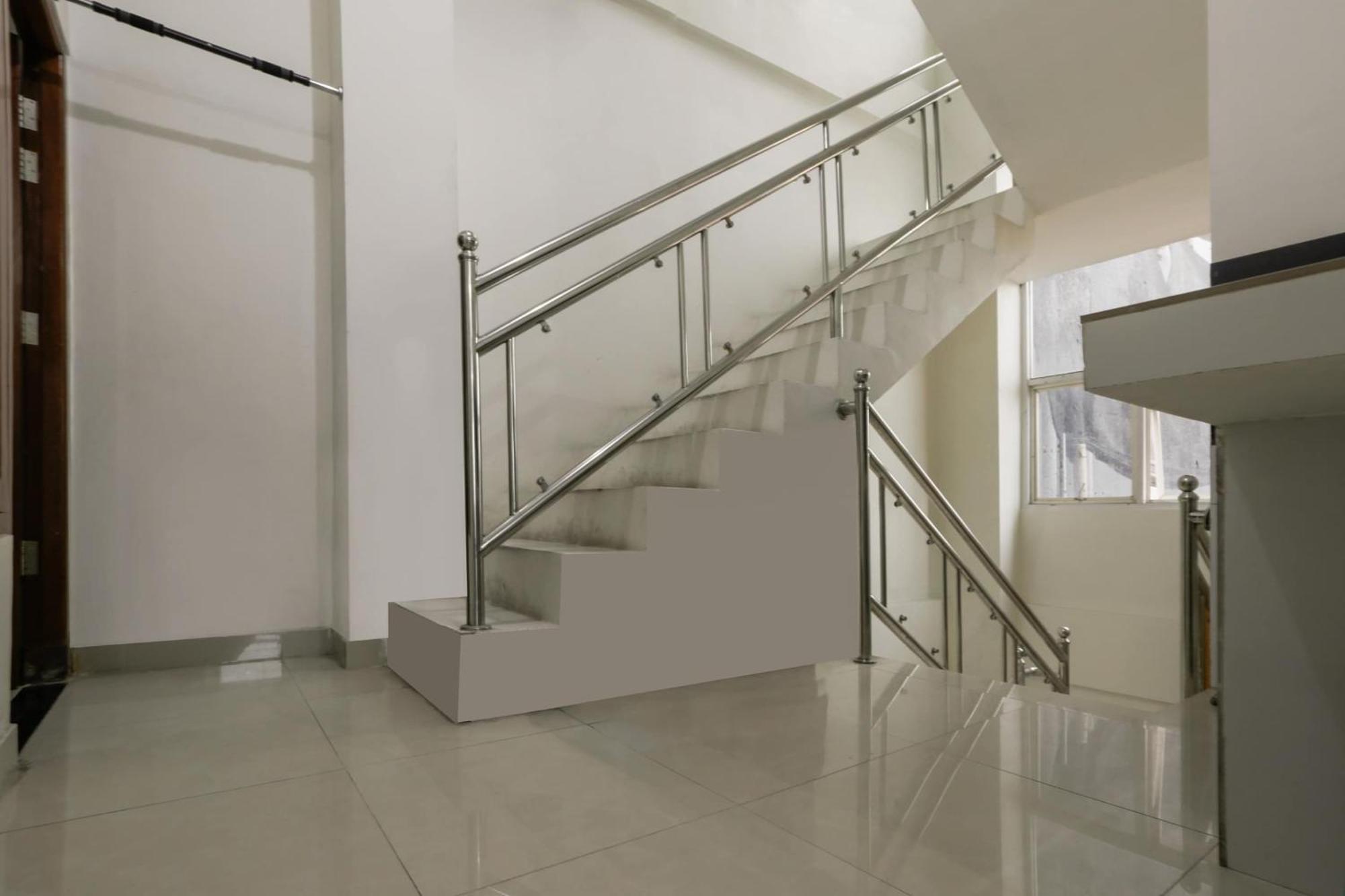 Super Oyo 3838 Tamansari Guest House Solo Εξωτερικό φωτογραφία