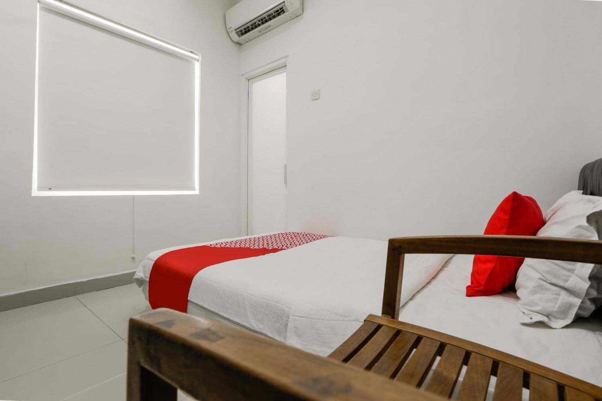 Super Oyo 3838 Tamansari Guest House Solo Εξωτερικό φωτογραφία