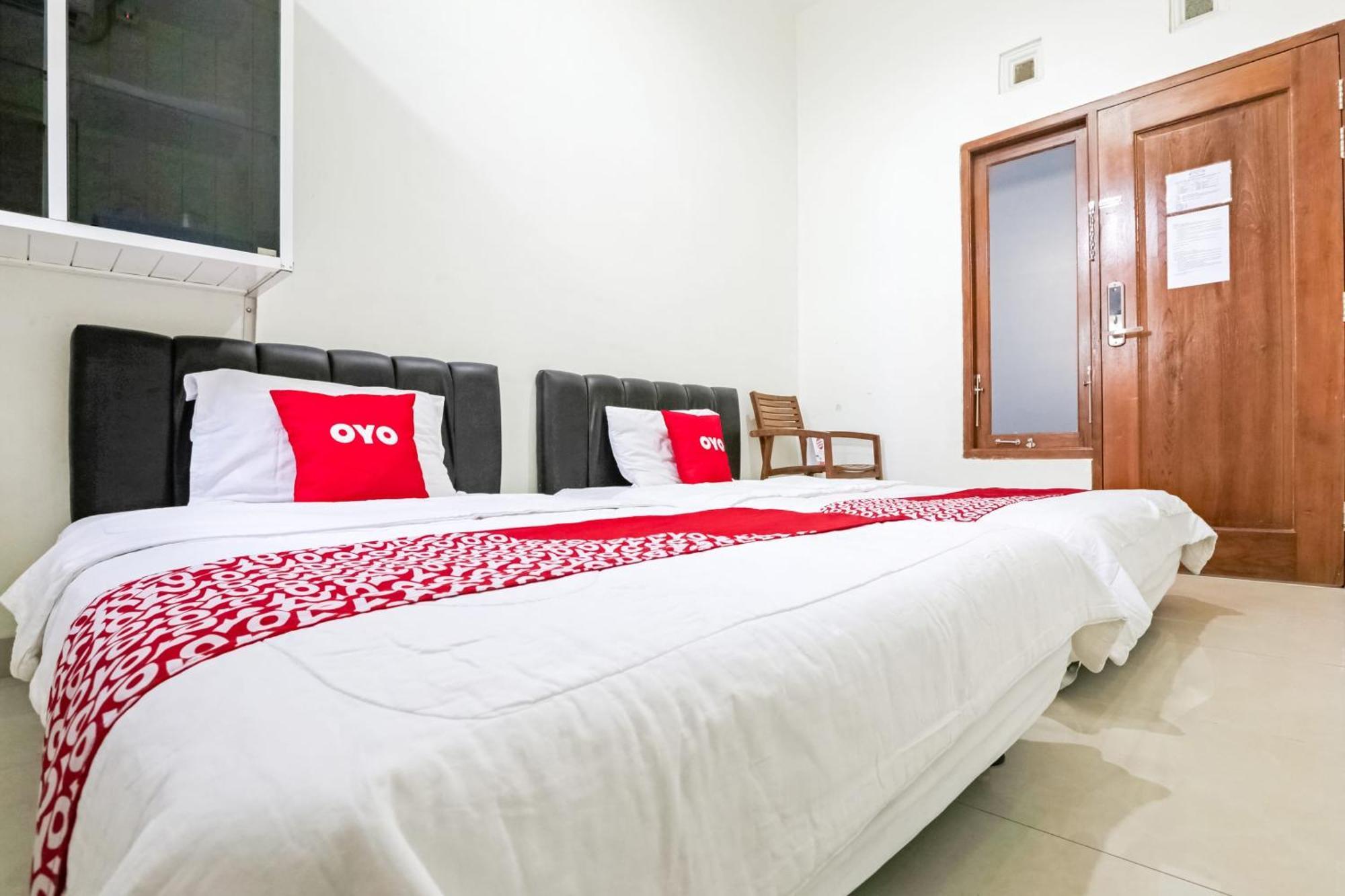 Super Oyo 3838 Tamansari Guest House Solo Εξωτερικό φωτογραφία